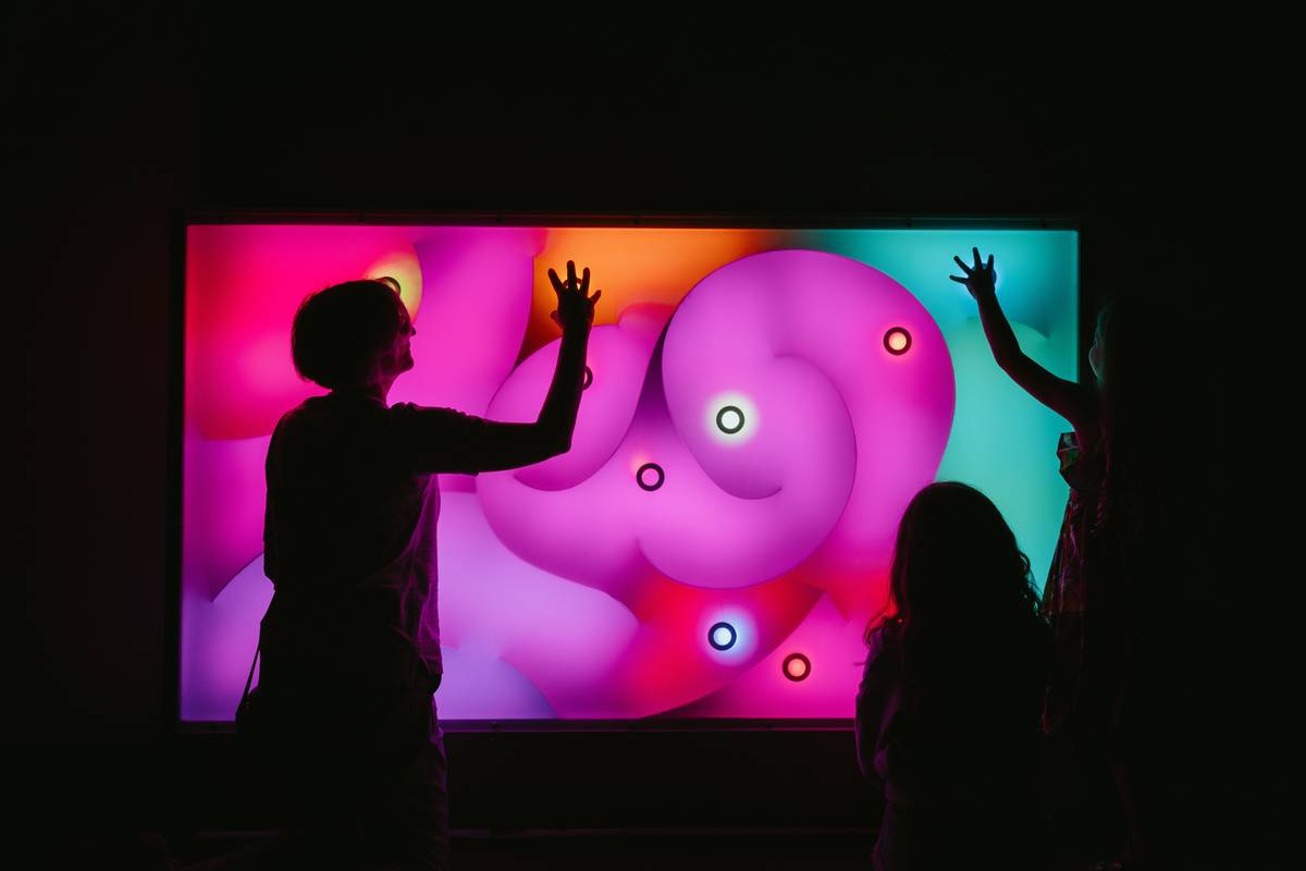 Motion Graphic Interactive Art: Redefining Play With Next-Gen Motion Controllers